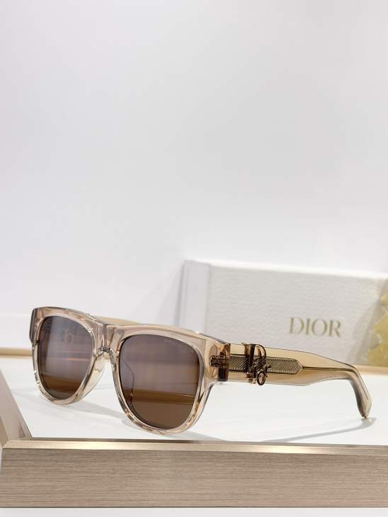 Picture of Dior Sunglasses _SKUfw76989842fw